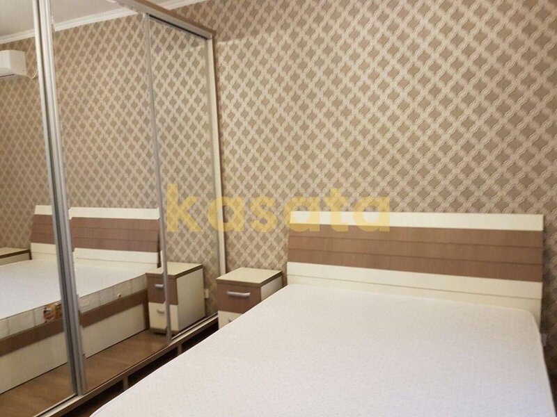 Prelungirea Ghencea, vila 5 camere, 4 bai, finisaje de lux