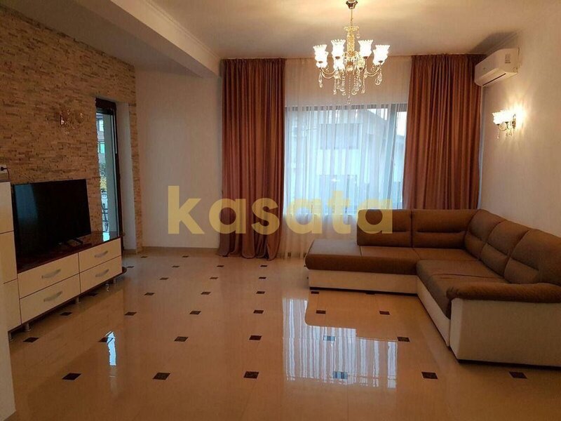 Prelungirea Ghencea, vila 5 camere, 4 bai, finisaje de lux